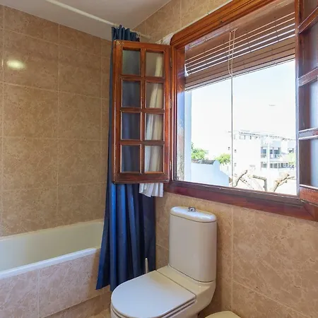 Magnificent 3br. Duplex